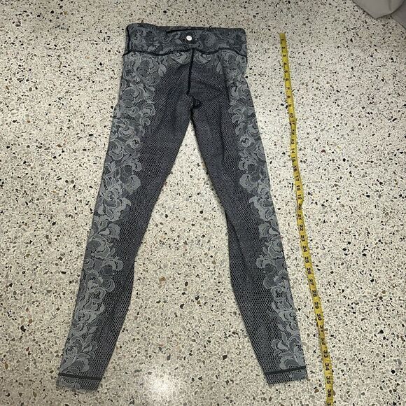 Lululemon Wunder Under black white lace leggings tights reflective 4 - Picture 3 of 5